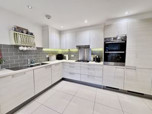 Photo 9- click for photo gallery